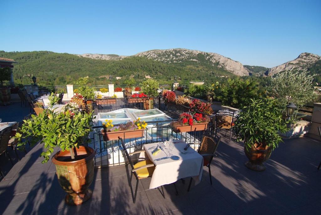 Logis Hotel Restaurant La Porte Des Cevennes Anduze Dış mekan fotoğraf