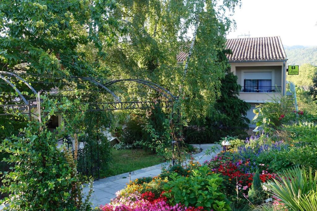 Logis Hotel Restaurant La Porte Des Cevennes Anduze Dış mekan fotoğraf